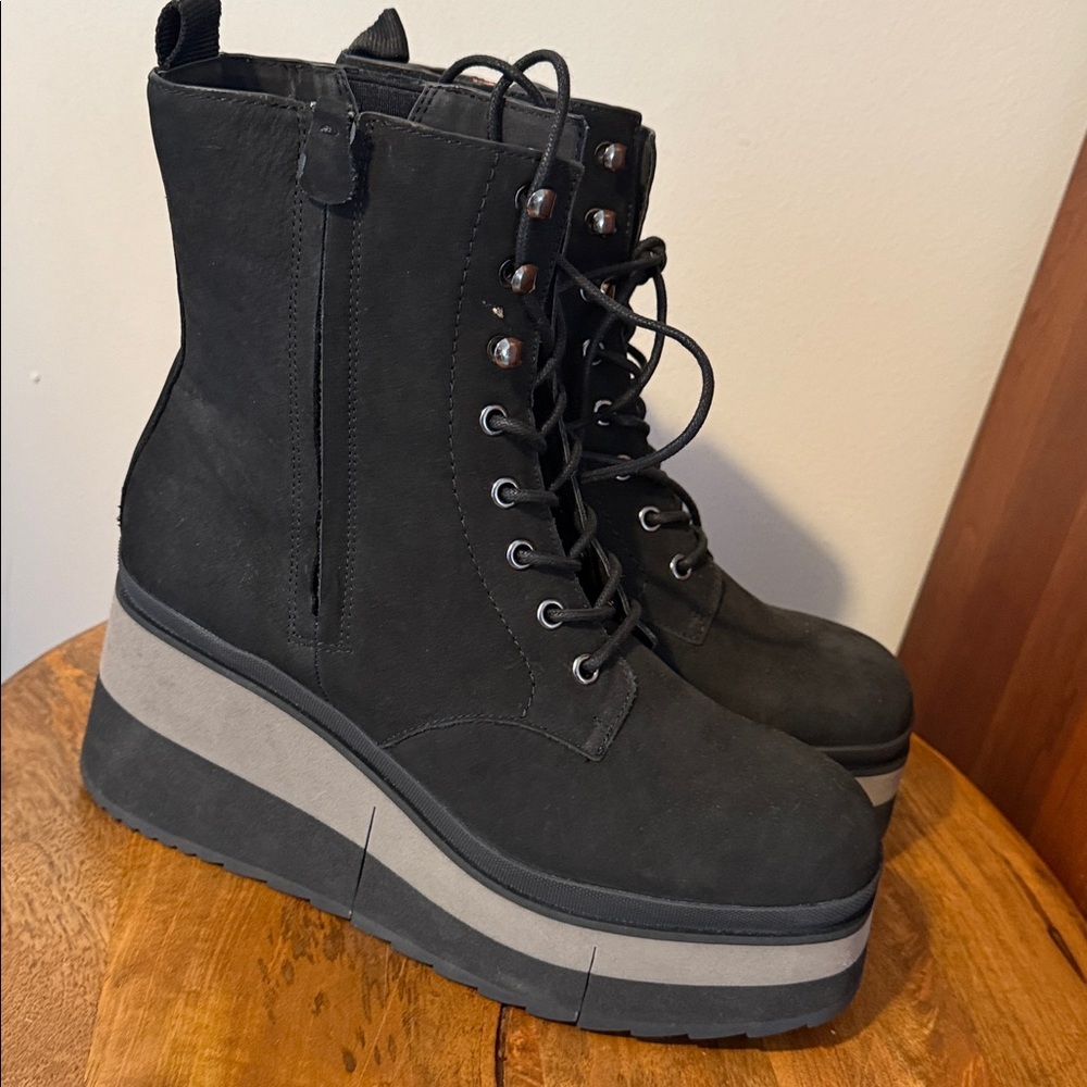 NAKED FEET BURNOUT Lace Up Leather Booties - Picture 3 of 5